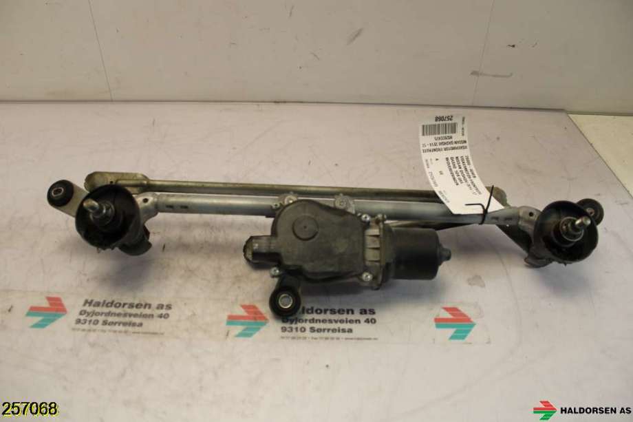 Viskermotor frontrute til Nissan Qashqai, 2014-2021 (Type II) (NISSAN|28800-4EH0B)