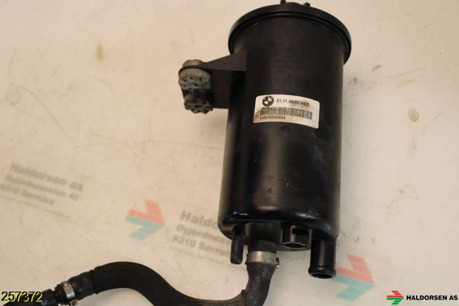 Servo oljebeholder til BMW X5 2007-2013 (E70) (E70) (BMW||LH676345804)