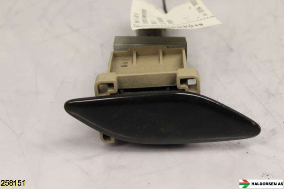 Lyktespylerdyse til Mazda CX-7 2007-2012  (MAZDA|EH66-51-8G1 16|)