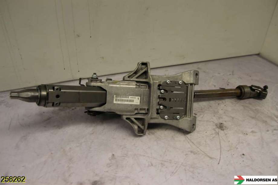Rattaksel til Volvo V70 2007-2013 (Type III, Fase 1)  (VOLVO|31387676|)