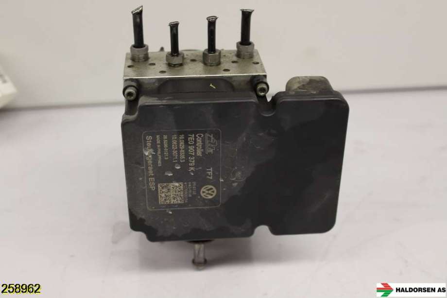 ABS sentral til VW Transporter / Caravelle 2009-2015 (Fase 2) (T5) (T5) (VOLKSWAGEN|7E0 614 517 H|)