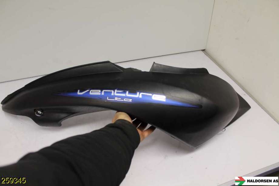 MC, Kåpe, venstre til Snøscooter Yamaha øvrige 0-->> (YAMAHA VENTURE MP NYTRO|)
