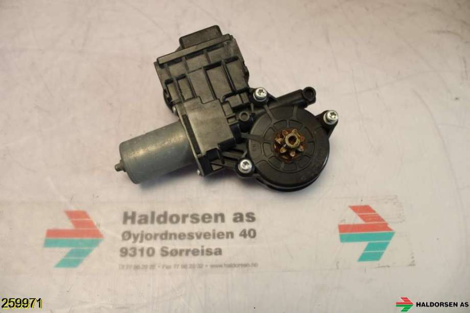 Ruteheis høyre til Lexus NX 2014-2021 (Type I) (AZ10) (AZ10) (LEXUS|8571078011|)