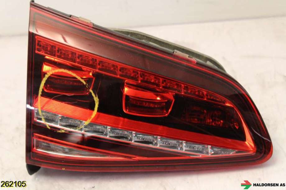 Baklykt venstre indre til VW Golf VII 2012-2017 (Fase 1)  (VOLKSWAGEN|5G0 945 307 F|)