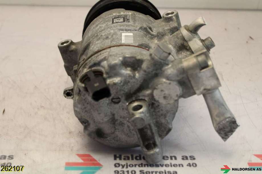 Aircondition kompressor til VW Transporter / Caravelle 2015-2019 (T6) (T6) (VOLKSWAGEN|5Q0 820 803 K||5Q0 820 803 F)