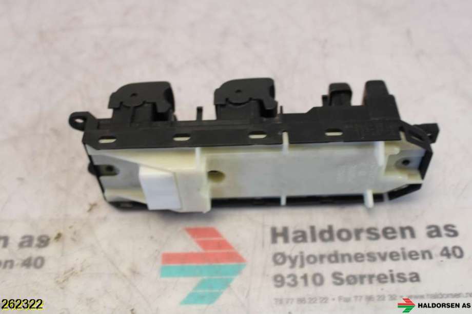 Bryter ruteheis til Toyota Prius +7 2012-2020 (Type III) (stasjonsvogn) (stasjonsvogn) (TOYOTA|74232-47130|)