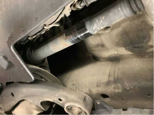 Mellomaksel fremre til Porsche Cayenne 2010-2017 (92A) (92A) (PORSCHE|958 521 101|)