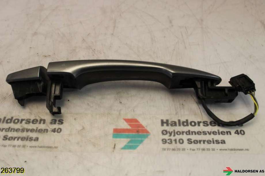 Dørhåndtak utv høyre foran til Nissan Qashqai 2014-2021 (Type II)  (NISSAN|806404EA2A|806444EH0A|)