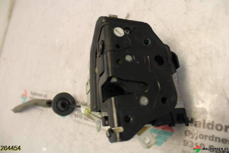 Låsekasse høyre til Audi A5 2007-2016 (Type I)  (AUDI|8K0 839 016 C|8K0 839 016 F|)