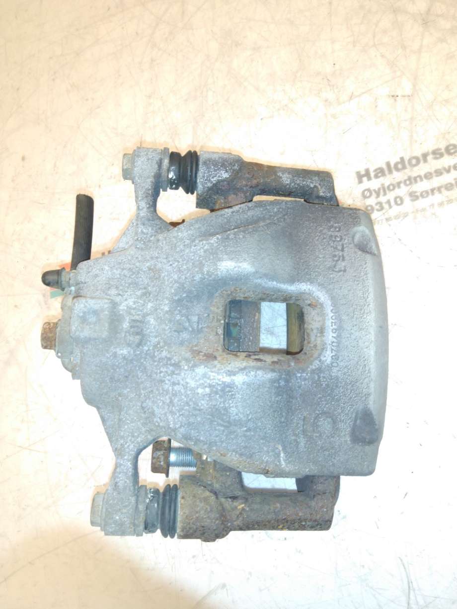 Bremsecaliper venstre foran til Toyota Corolla 2019-->>  (TOYOTA|47730-02490|)