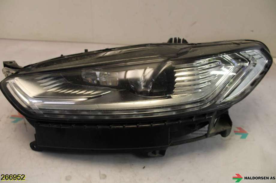 Frontlykt venstre halogen til Ford Mondeo 2019-->> (Type V, Fase 2) (FORD|2521687|ES73-13D155-CG|)