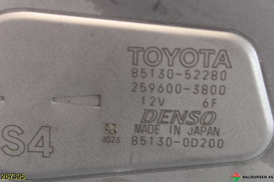 Viskermotor bakrute til Toyota Yaris Cross (SUV) 2021-->>  (TOYOTA|851300D200|)