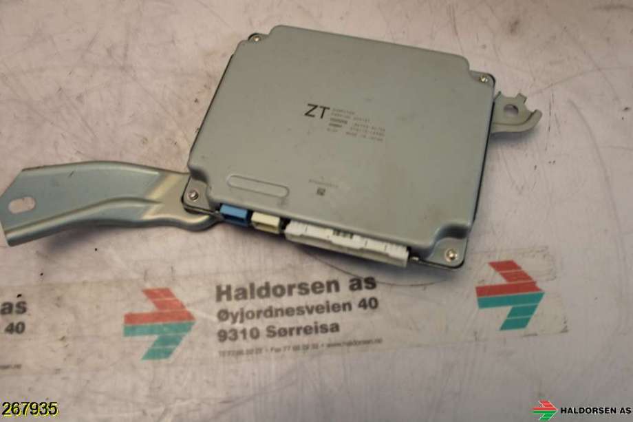 Styreenhet parkering til Toyota Land Cruiser 150, 2010-2013 (Fase 1) (TOYOTA|86792-60253)