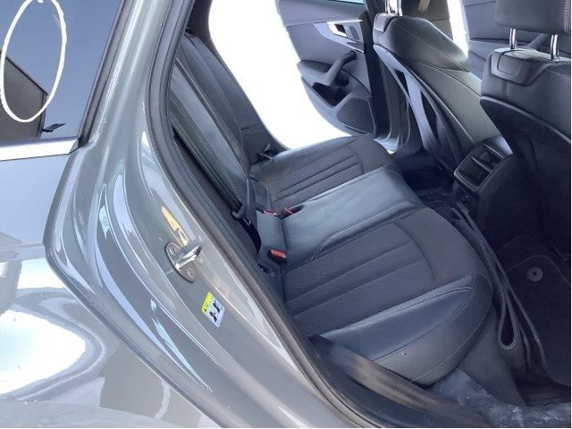 Sete bak til Audi A4 2015-2019 (Type V, Fase 1) (B9) (B9)