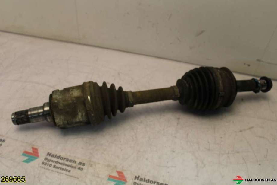Drivaksel venstre foran til Toyota Hilux 2006-2011  (TOYOTA|434300K020|)