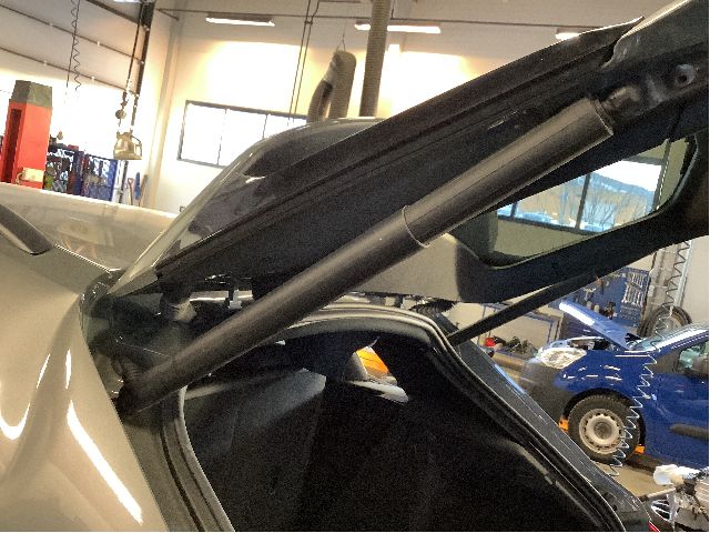 Baklukedemper til Audi Q3 2019-->> (Type II) (AUDI|83A 827 851 E|)