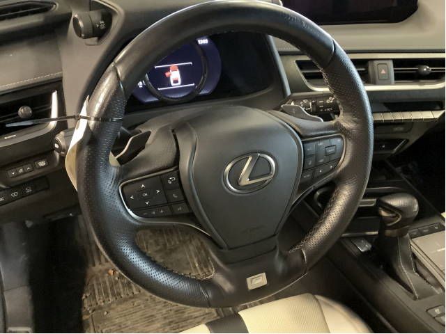 Ratt til Lexus UX, 2018-->>  (LEXUS|4510033A50C1)