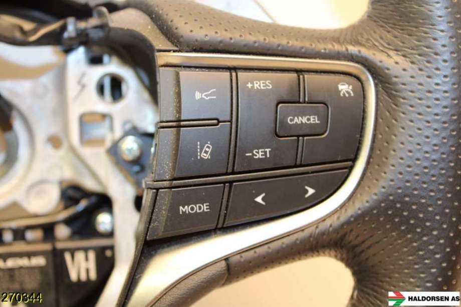 Ratt til Lexus UX 2018-->> (LEXUS|4510033A50C1|)