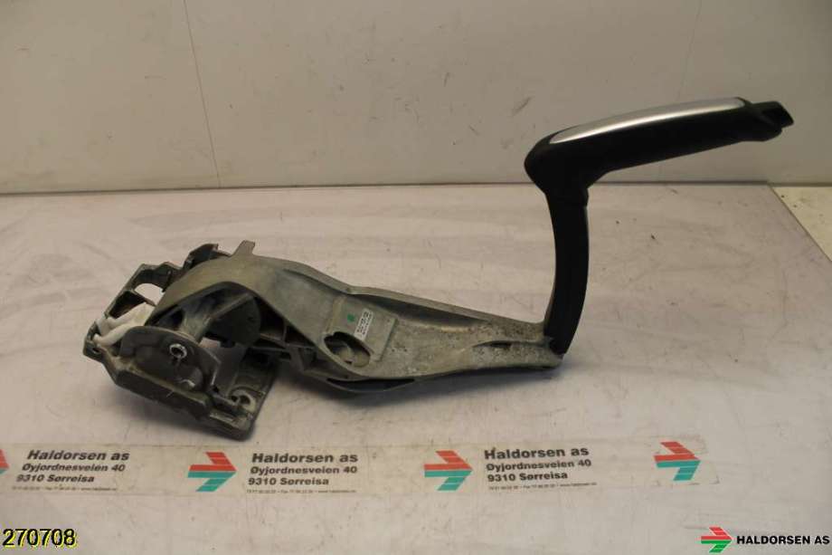 Håndbrekk til Ford Focus 2011-2014 (Type III, Fase 1)  (FORD|000676-22-000|01264 50005|)