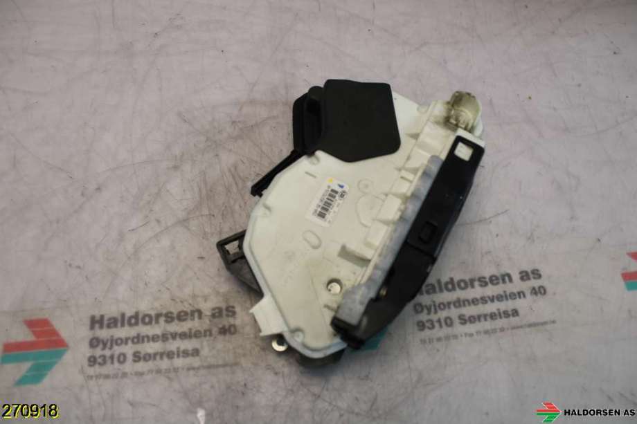 Låsekasse venstre til VW Passat 2015-2019 (Fase 1) (B8) (B8) (VOLKSWAGEN|5NB 837 015 E|)