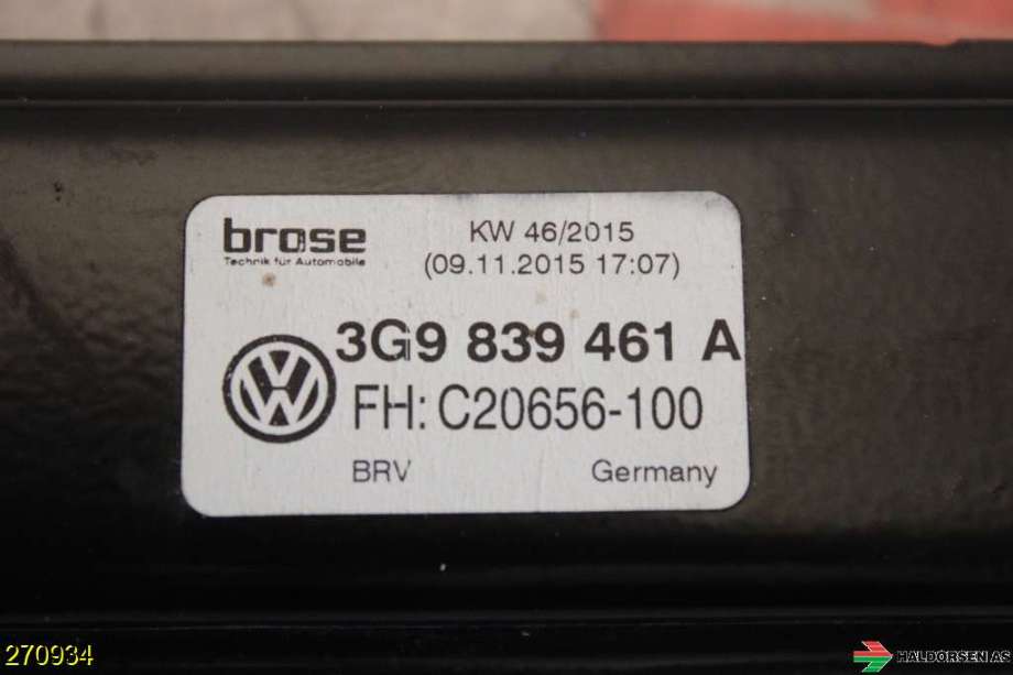 Ruteheis til VW Passat 2015-2019 (Fase 1) (B8) (B8) (VOLKSWAGEN|3G9 839 461 B|)