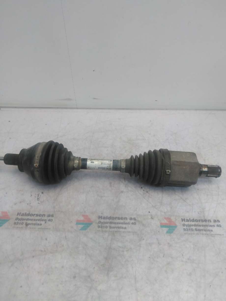 Drivaksel venstre foran til Volvo V70 2007-2013 (Type III, Fase 1)  (VOLVO|36011288|)