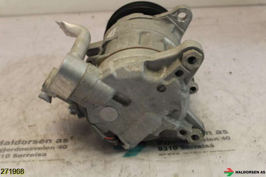 Aircondition kompressor til BMW 1-Serie 2011-2015 (Fase 1) (F20/F21) (F20/F21) (BMW|64 52 9 223 694|)