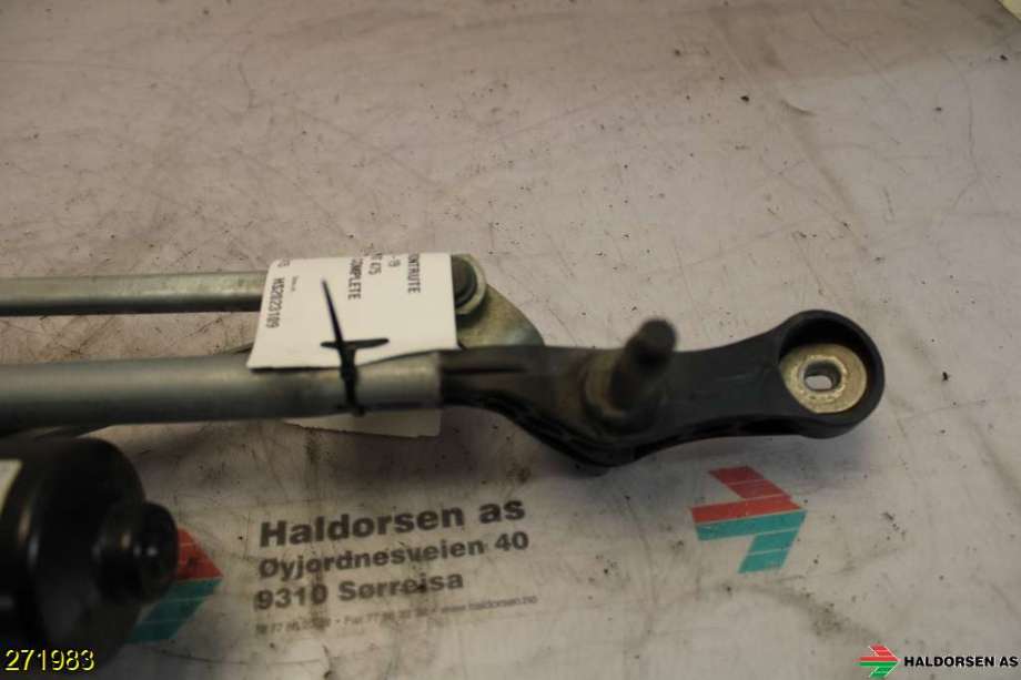 Viskermotor frontrute til BMW 1-Serie 2011-2015 (Fase 1) (F20/F21) (F20/F21) (BMW|61 61 7 239 510|)
