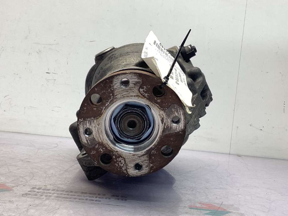 Kardang til BMW 4-Serie 2013-2020 (F32/F33/F36) (F32/F33/F36) (BMW|31 50 8 623 110|)