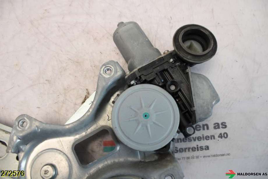 Ruteheis venstre til Toyota Prius +7 2012-2020 (Type III) (stasjonsvogn) (stasjonsvogn) (TOYOTA|6980221010|)