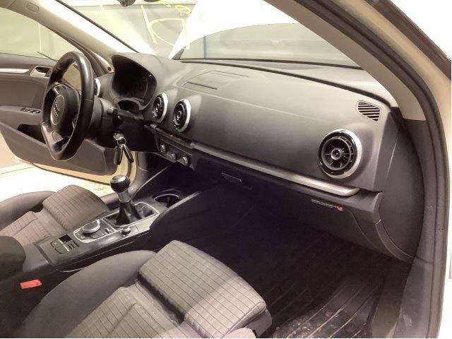 Dashbord til Audi A3 2012-2016 (Type III, Fase 1)  (AUDI|8V1 857 001 H 24A|)