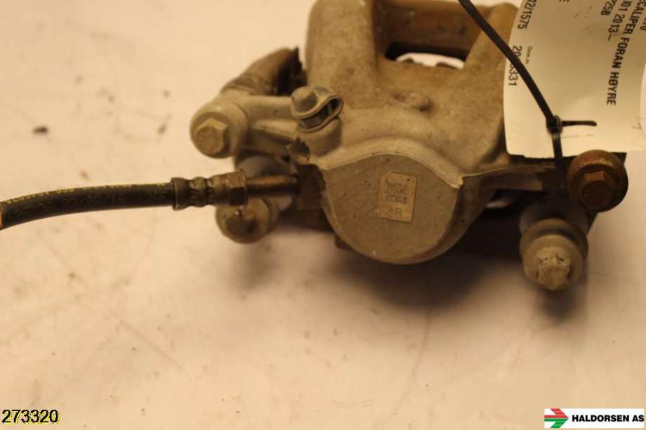 Bremsecaliper høyre foran til BMW i3 2013-2022 (BMW|34 11 6 860 270|)