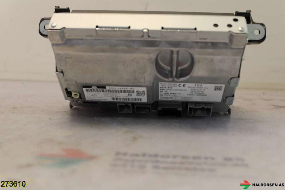 Bilstereo navigasjon til Land Rover Discovery 2009-2017 (Type IV) (LAND-ROVER|LR030833|)