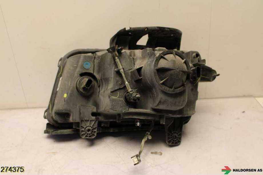 Frontlykt høyre xenon til Chevrolet Camaro 1967-->>  (CHEVROLET|19351951|)