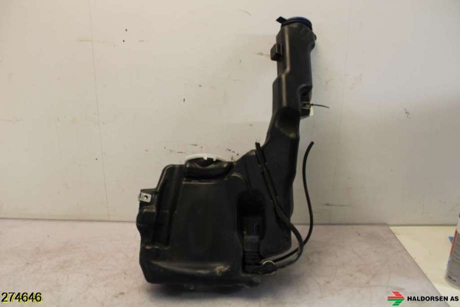 Spylertank til Mercedes E-Klasse 2013-2016 (Fase 2) (W212) (W212) (MERCEDES|A 204 869 14 20|)