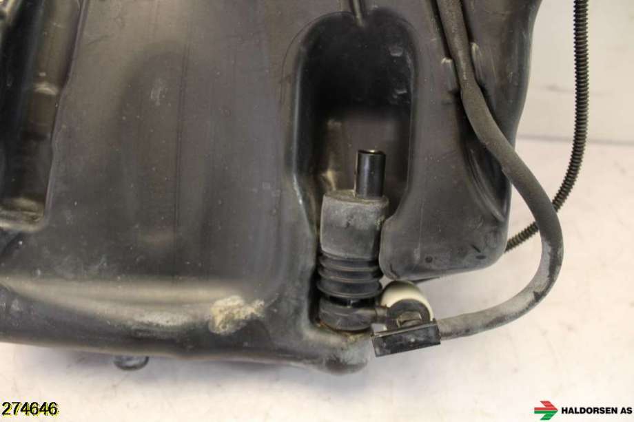 Spylertank til Mercedes E-Klasse 2013-2016 (Fase 2) (W212) (W212) (MERCEDES|A 204 869 14 20|)