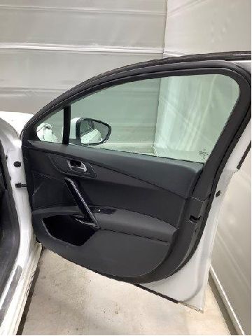 Dør høyre foran til Peugeot 508 2011-2014 (Type I, Fase 1)  (PEUGEOT|96 776 839 80|)