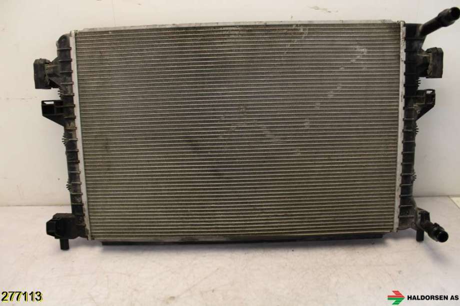 Radiator (automat gir) til Škoda Octavia 2013-2016 (Type III, Fase 1) (SKODA|5Q0 121 251 GB|)
