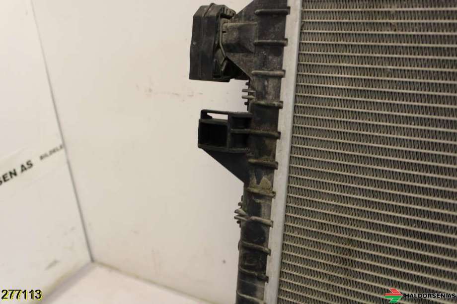 Radiator (automat gir) til Škoda Octavia 2013-2016 (Type III, Fase 1) (SKODA|5Q0 121 251 GB|)