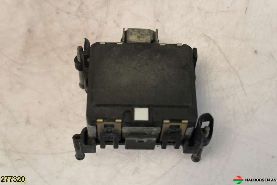 Sensor radar til Škoda Octavia, 2013-2016 (Type III, Fase 1) (SKODA|5Q0 907 561 D)