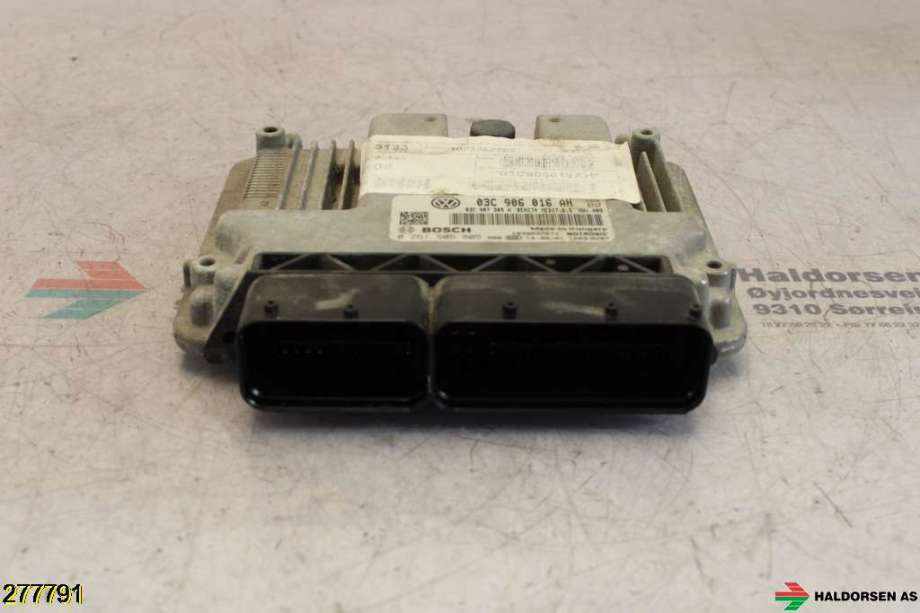 Styreenhet motor til VW Scirocco 2008-2013 (VOLKSWAGEN|03C 906 016 AH 130|)