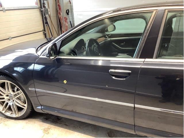 Dør venstre foran til Audi A8 2003-2010 (Type II) (AUDI|4E0831051C|)