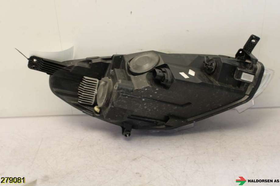 Frontlykt venstre halogen til Ford Fiesta 2017-->> (Type VII) (FORD|2272943|)
