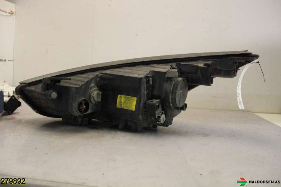 Frontlykt høyre halogen til Hyundai Ix35 2010-2015  (HYUNDAI|92102 2Y620|)