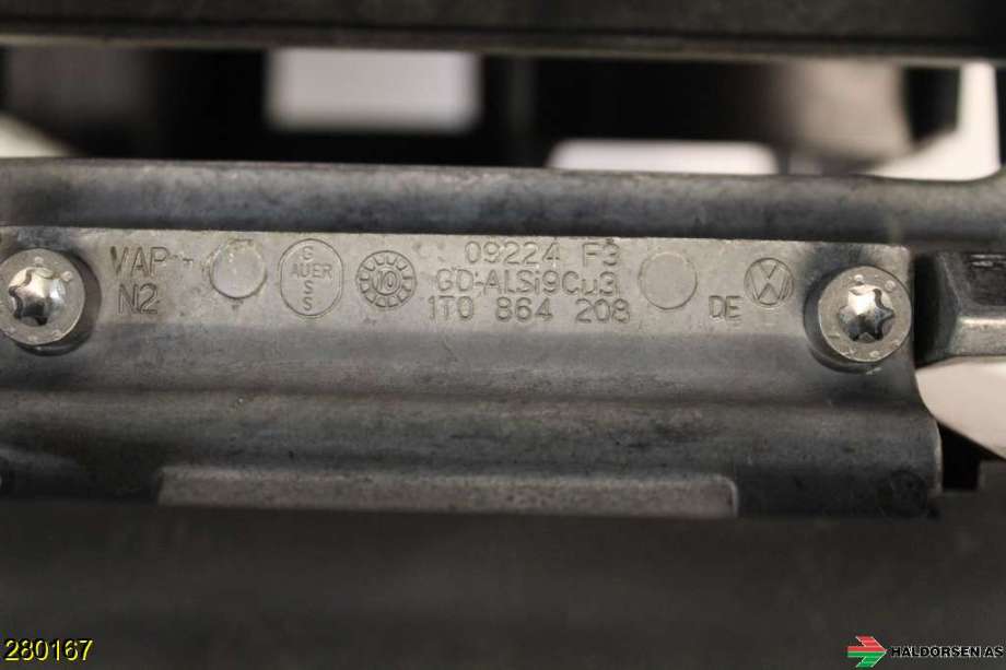 Sete armlene lokk til VW Touran 2010-2015 (Type I, Fase 3)  (VOLKSWAGEN||1T0864208)