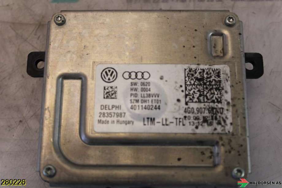 Styreenhet xenon/ballast til Audi A6 2011-2014 (Type IV, Fase 1) (C7) (C7) (AUDI|4G0 907 697 D|)