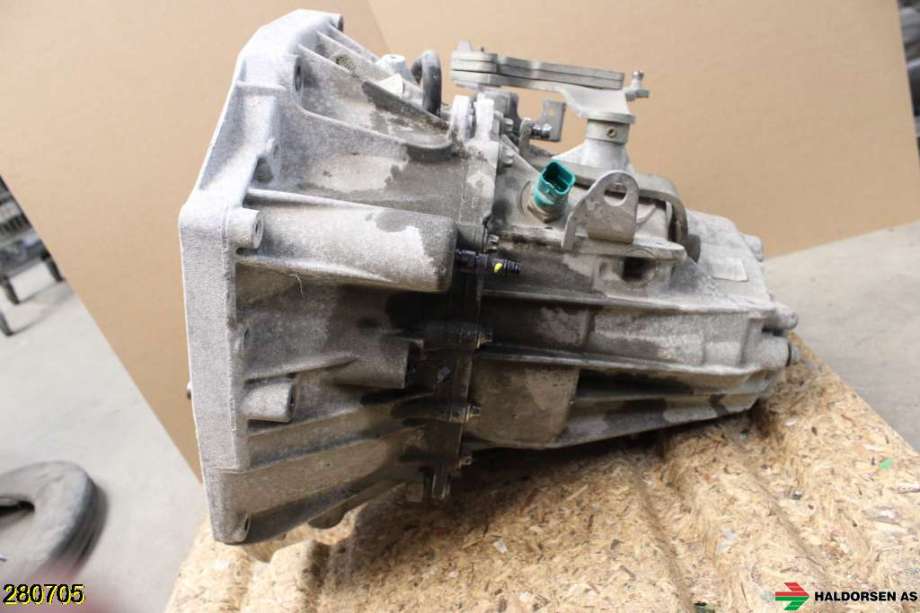 Girkasse manuell 6-trinn til Nissan Qashqai 2010-2014 (Type I, Fase 2)  (NISSAN|32010JD50A|)