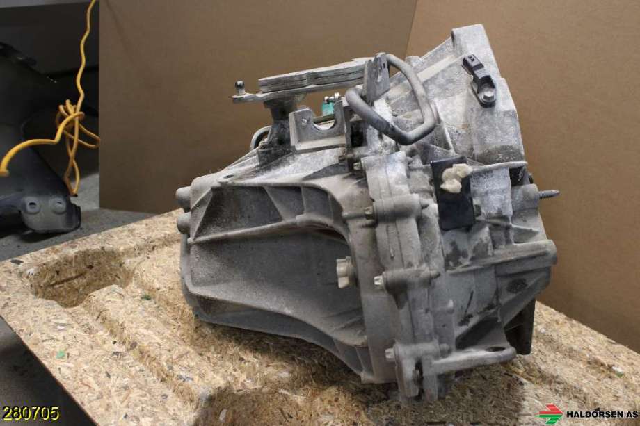 Girkasse manuell 6-trinn til Nissan Qashqai 2010-2014 (Type I, Fase 2)  (NISSAN|32010JD50A|)