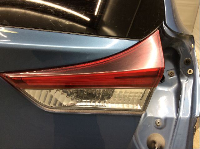 Baklykt høyre indre til Toyota Auris 2015-2019 (Type II, Fase 2)  (TOYOTA|8158102830|)