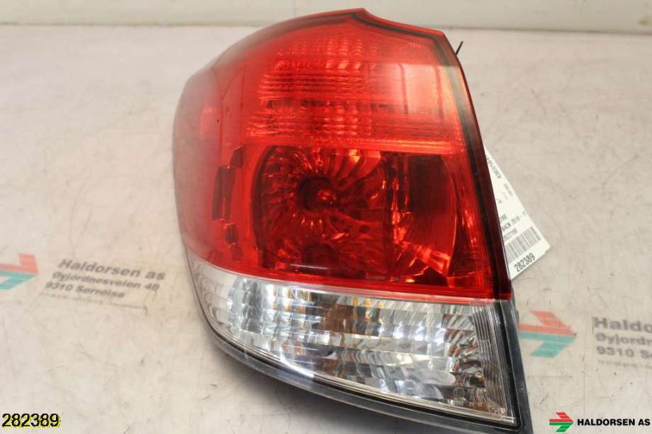 Baklykt venstre til Subaru Outback 2009-2014 (Type IV)  (SUBARU|84912AJ100|)